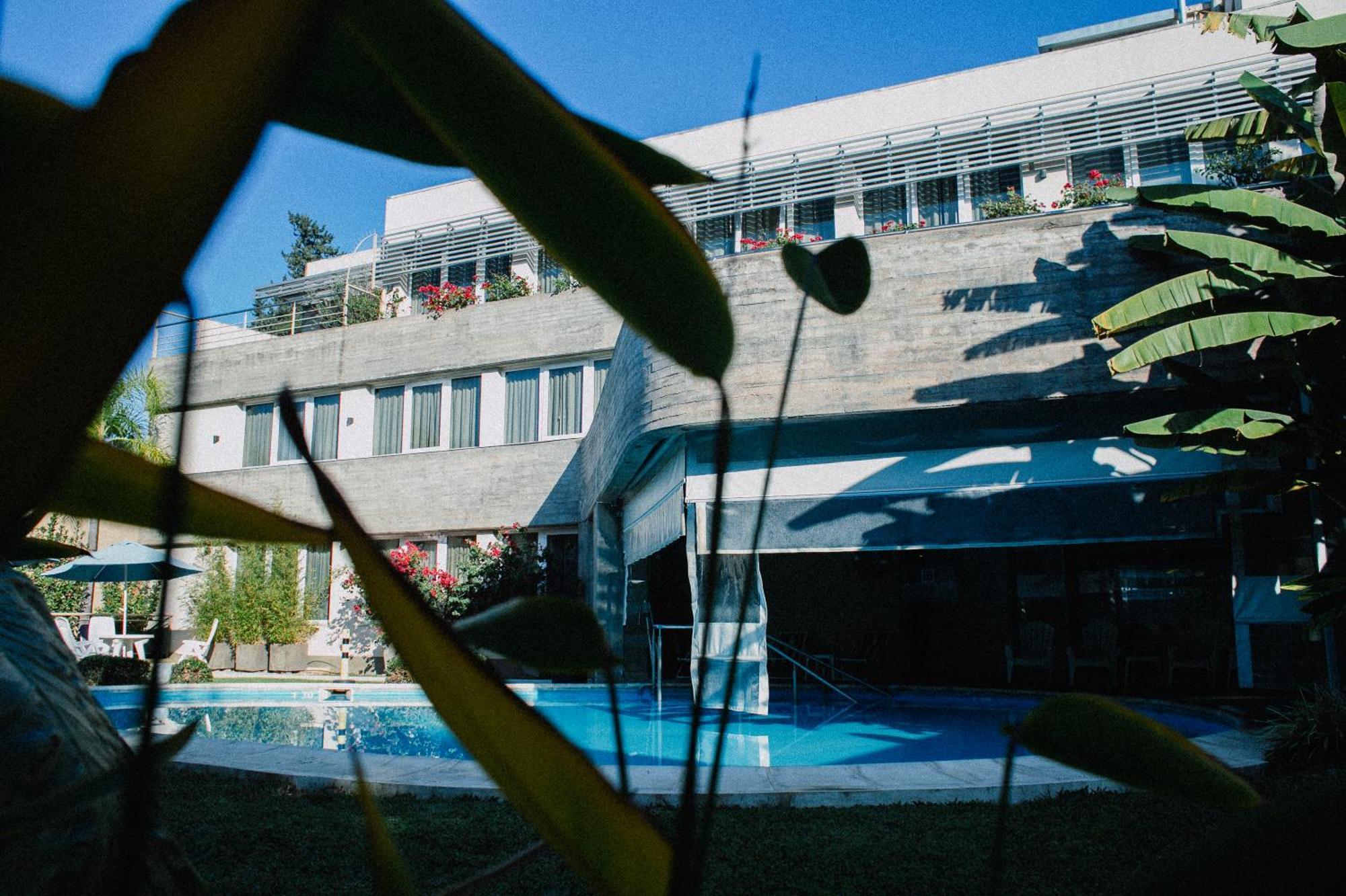 Howard Johnson Hotel Yerba Buena Buitenkant foto